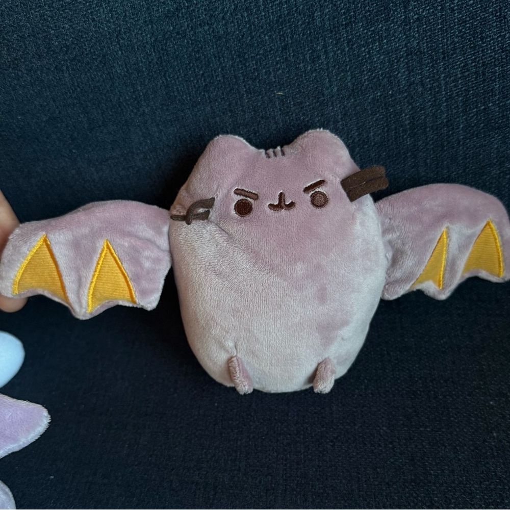 Bundle of Halloween Gund Pusheen cat purple bats and Mummy Cat and Witch Plushes - Picture 2 of 8